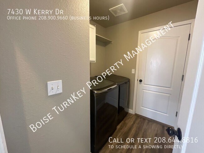 Building Photo - 7430 W Kerry Dr