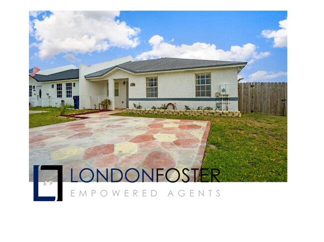 Primary Photo - 11605 SW 147th Terrace