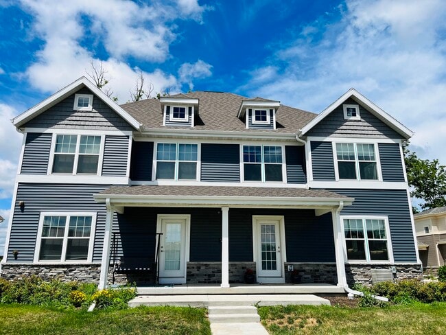 Building Photo - 6048 Driscoll Dr