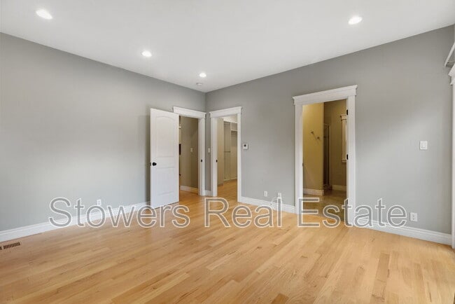 Building Photo - 235 Pleasant View Dr
