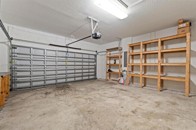 Building Photo - 3448 NE 1st St