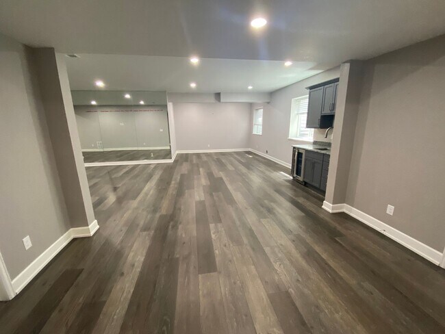 Building Photo - Incredible Home in Parker