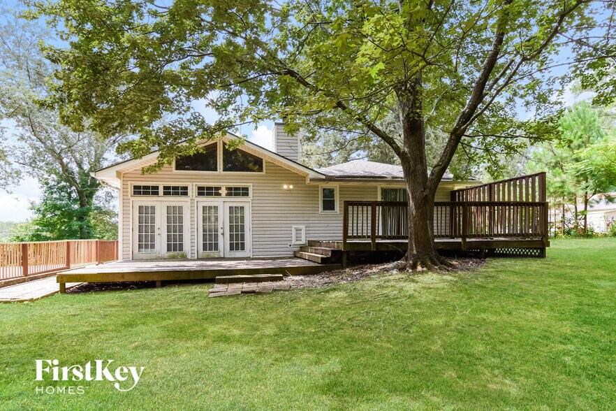 Building Photo - 492 Gresham Rd SW