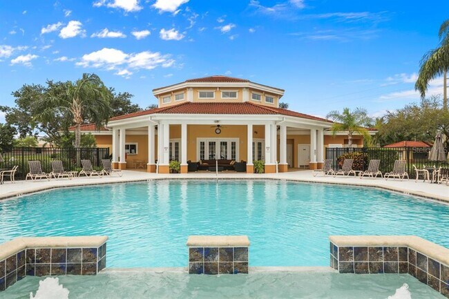 Building Photo - 1050 Villagio Cir