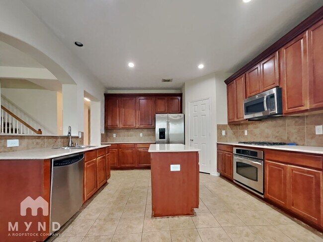 Building Photo - 17934 Barton Ridge Ln