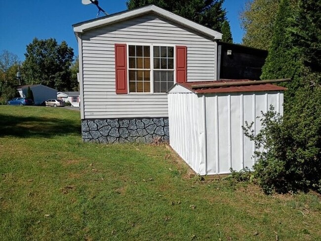 Primary Photo - owner will finance