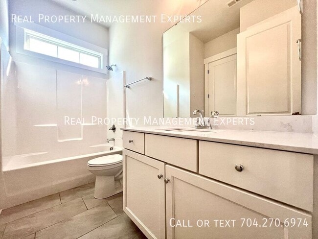 Building Photo - 8878 Cotton Grove Ct