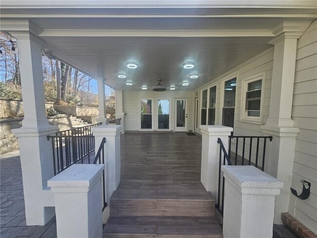 Building Photo - 526 Coopers Pond Dr