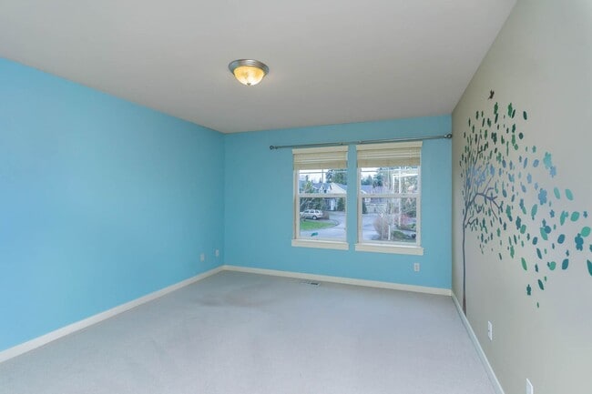 Building Photo - 5Bd/3Ba Lynnwood Home
