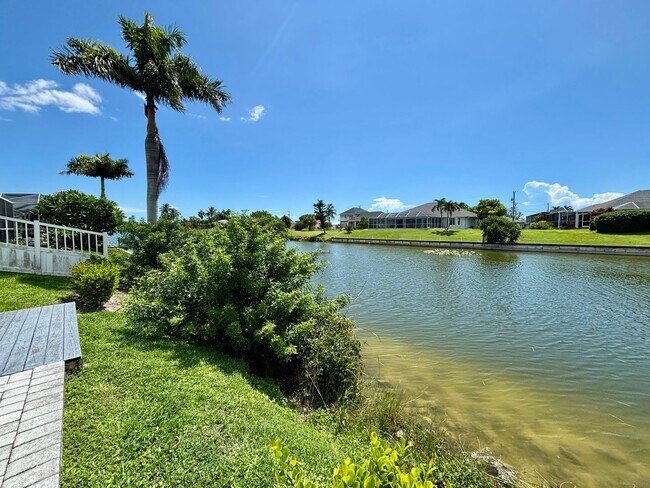 Building Photo - 1324 SE 6th Ave