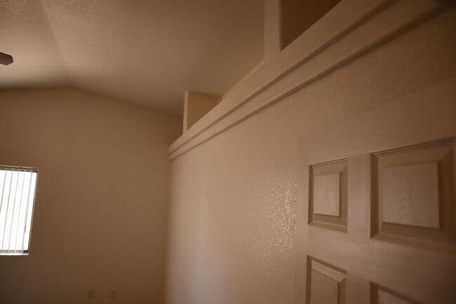 Building Photo - Hear The Songbirds Sing!