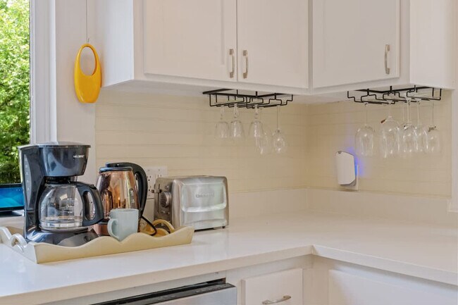 Building Photo - 509 Dabbs St