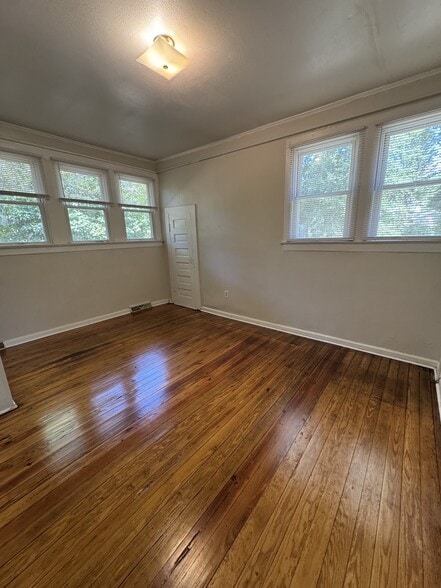 Building Photo - 3125 Heyward St