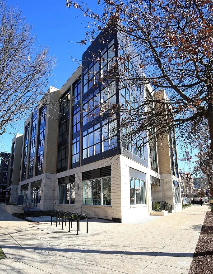 Building Photo - 1794 Lanier Pl NW