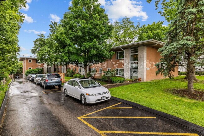 Building Photo - 7876 Big Bend Blvd