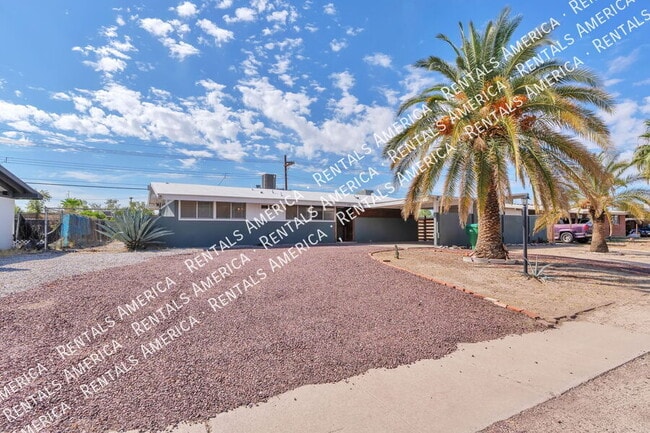 Building Photo - 1311 W Wheatridge Dr