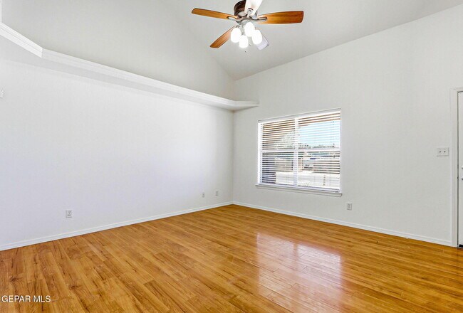 Building Photo - 3749 Leticia St