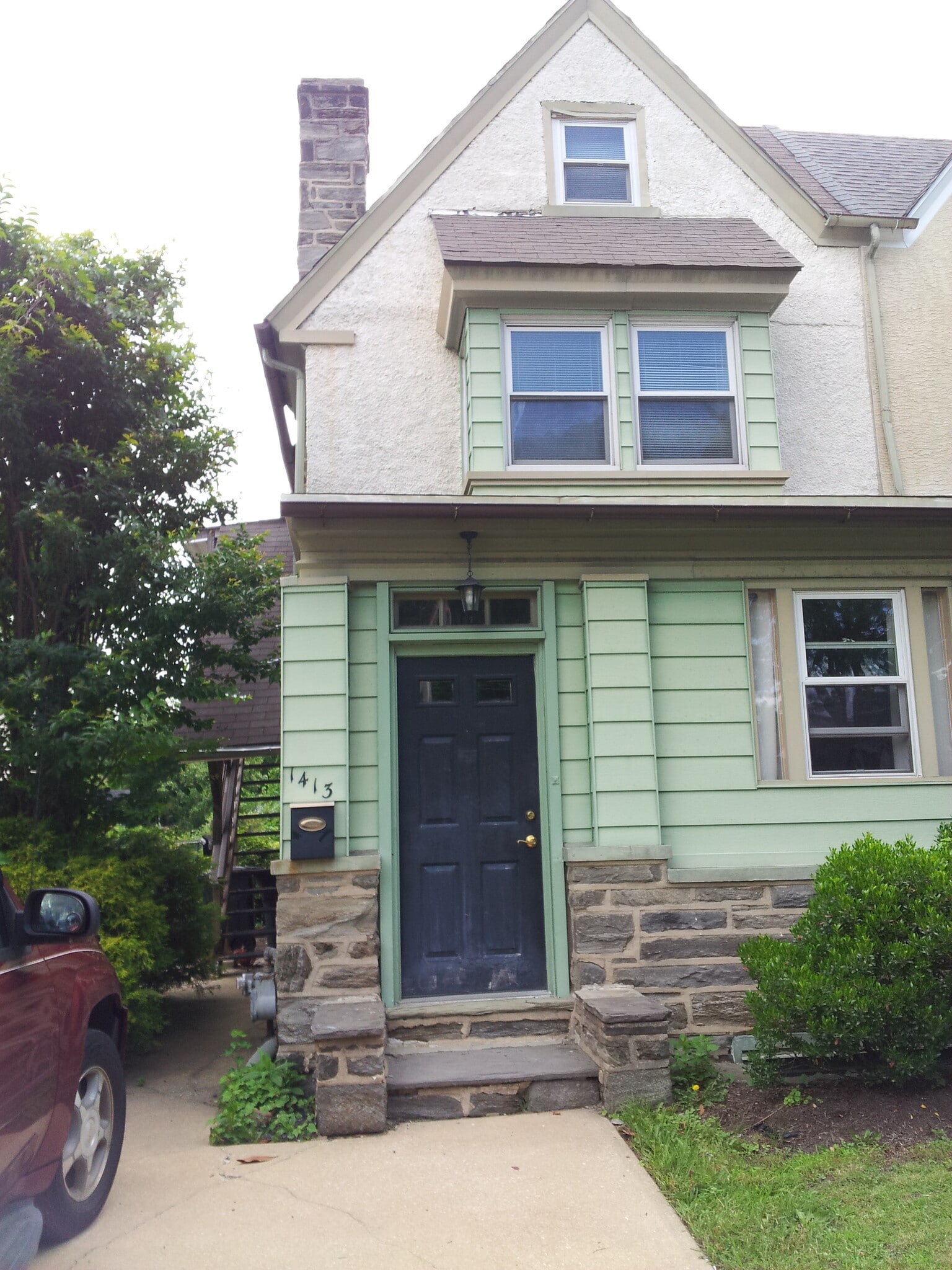 Building Photo - 1413 Darby Rd