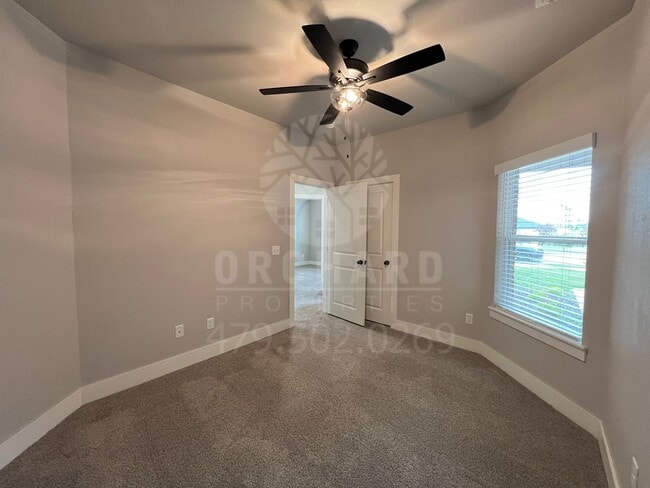 Building Photo - Tontitown- Single-Family Homes- Spacious Hickorywood Plan