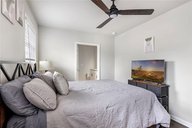 Building Photo - 1585 Archer St SW