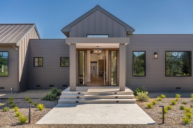 Building Photo - 601 Napa Rd
