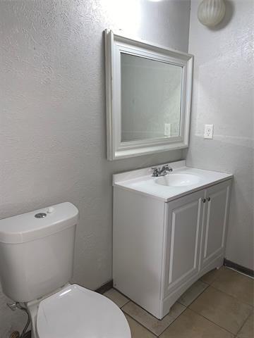Building Photo - 5260 Pruitt Dr