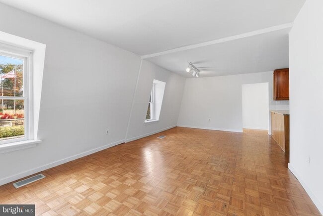 Building Photo - 9800 Germantown Pike