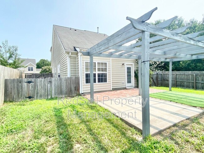 Building Photo - 405 Holmes Blvd