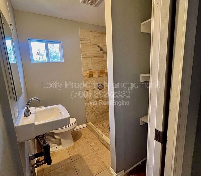 Building Photo - 149 Terracina Way