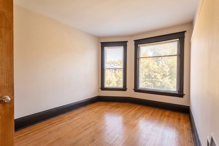Building Photo - 508 W Mifflin St