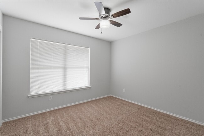 Building Photo - 3508 Sandy Brook Dr