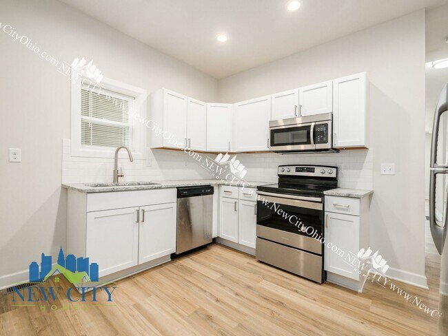 Building Photo - 91-93 N Central Avenue, Columbus, OH 43222