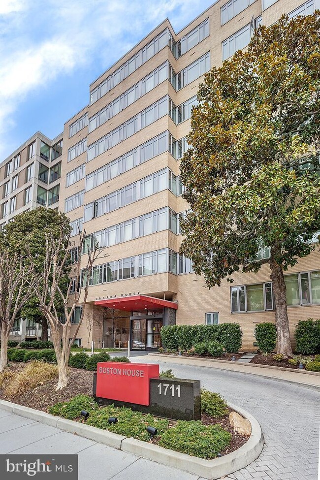 Building Photo - 1711 Massachusetts Ave NW