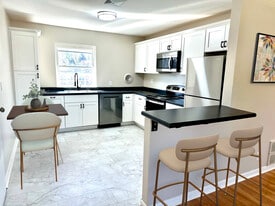 Building Photo - 2722 Riedling Dr.