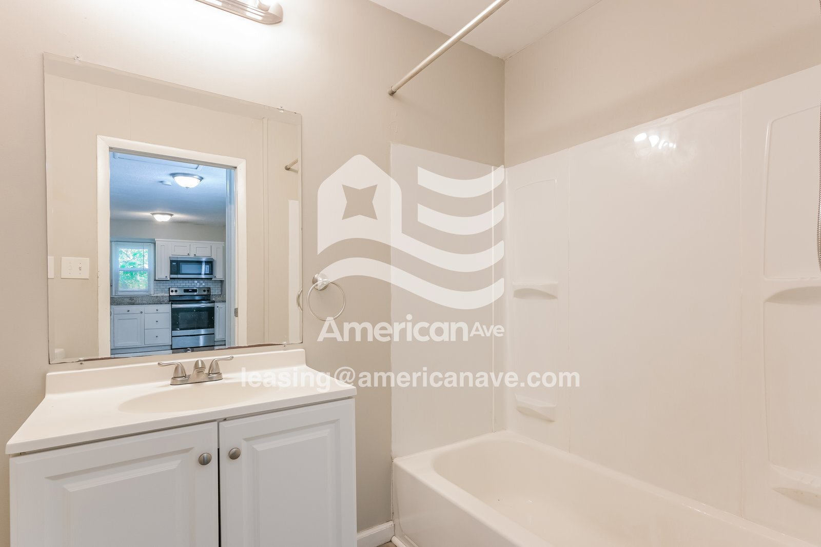 Building Photo - 2220 Gaebler Ave