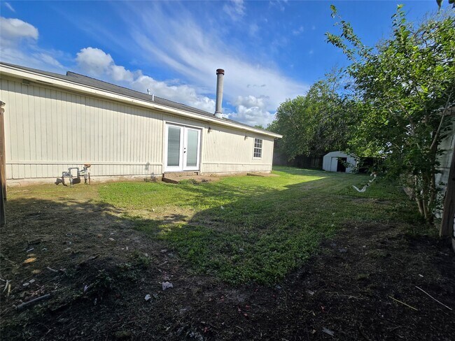 Building Photo - 5543 Ambern Dr
