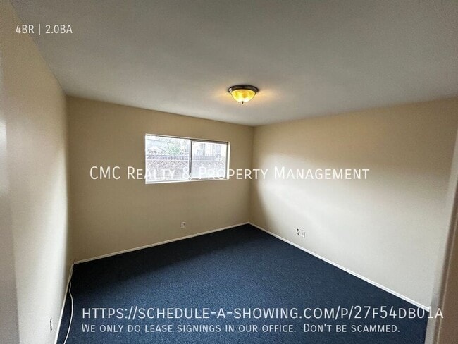 Building Photo - 2039 Lewis Ave