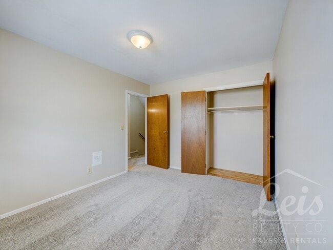 Building Photo - 1365 Chippewa Dr