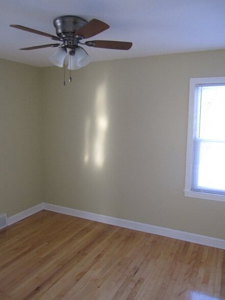 Building Photo - 309 Pawling St