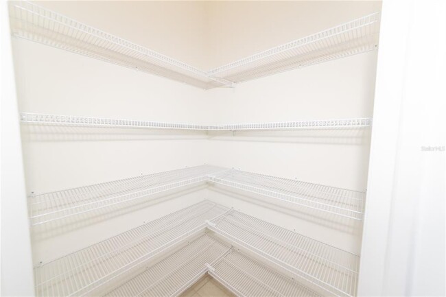 Building Photo - 16619 Mooner Plank Cir