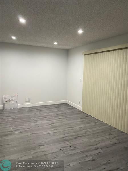 Building Photo - 401 SW 86th Ave