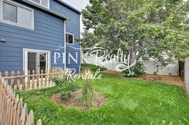 Building Photo - 5070 Hopkins Dr