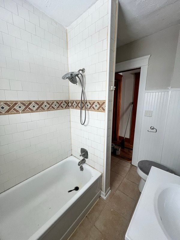 Building Photo - 101 W Palmer Ave