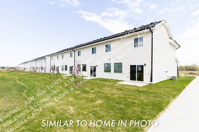 Building Photo - 4416 NE Timber Ln