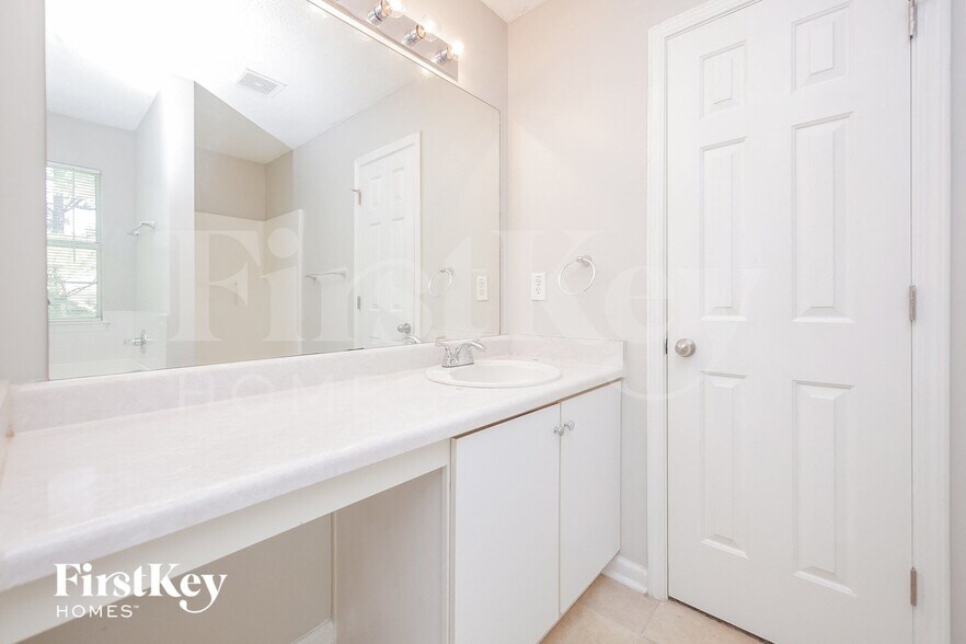 Building Photo - 4210 Waldrop Hills Terrace