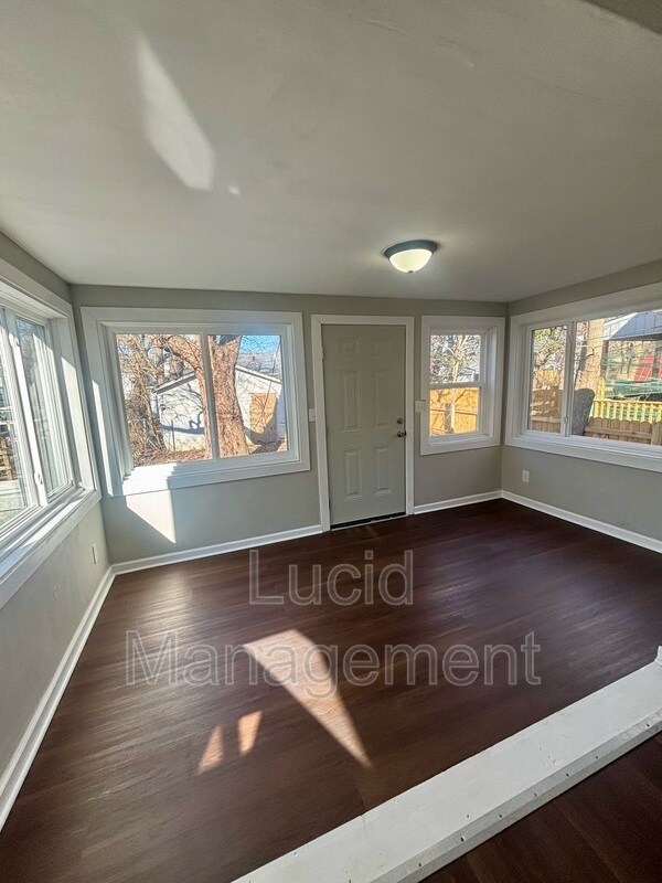 Building Photo - 328 Cecil Ave