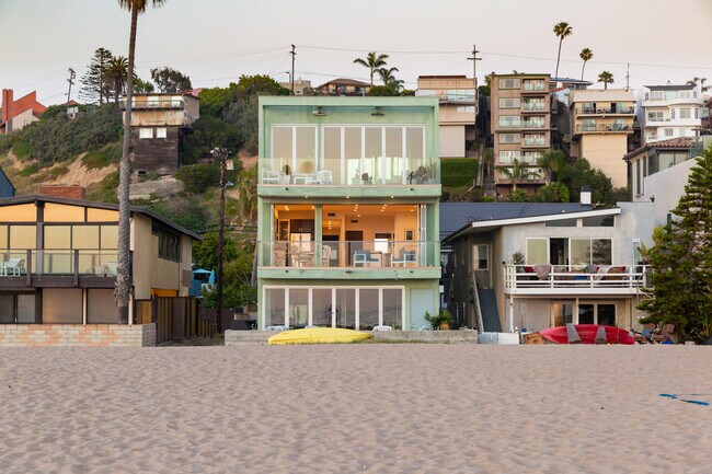 Building Photo - 6985 Trolleyway