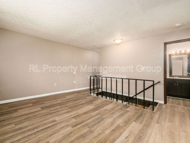 Building Photo - 4923 Myers Rd