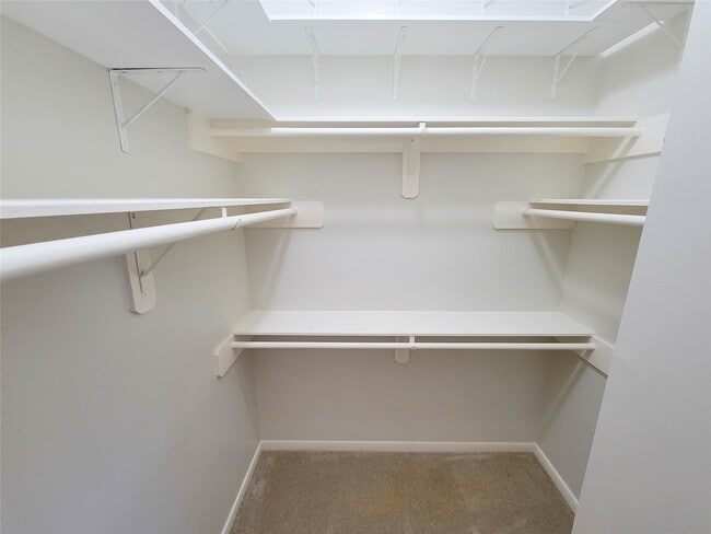 Building Photo - 3010 La Branch St