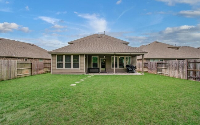 Building Photo - 27817 Ellie Oak Ln